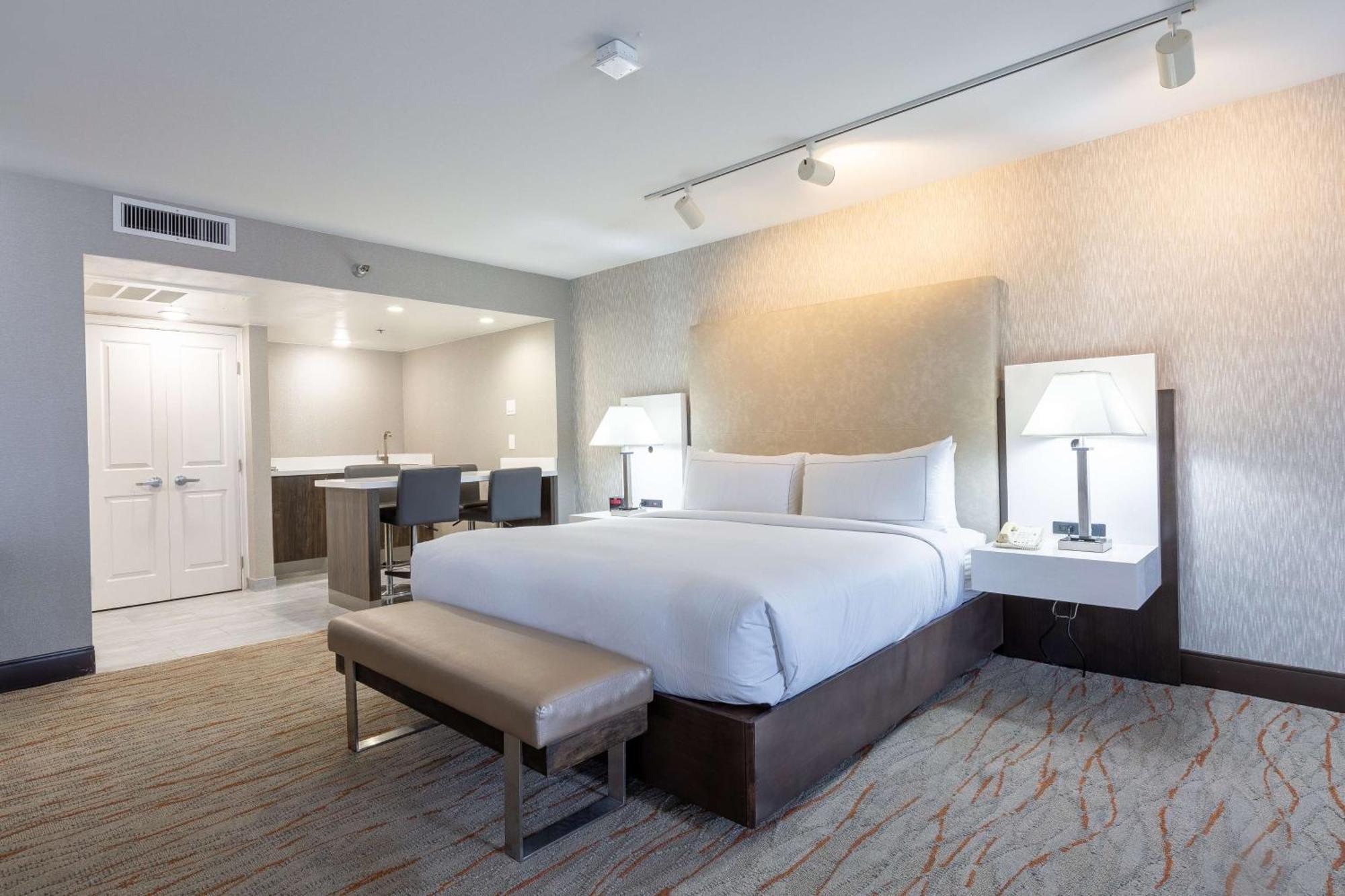 ดับเบิลทรี บาย ฮิลตัน ดัลลัส ริชาร์ดสัน Hotel ภายนอก รูปภาพ